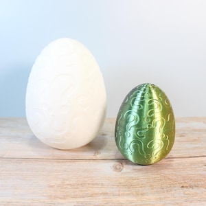 Ovo misterioso com criatura flexível articulada - Ovo impresso em 3D e estatueta de criatura animal, brinquedo de decoração Fidget