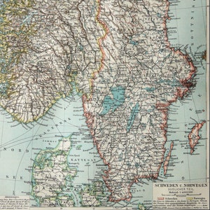 Antike Landkarte von 1897 von SKANDINAVIEN, mit Schifffahrtswegen. SCHWEDEN. NORWEGEN. Dänemark. Ostsee. Nordsee. 127 Jahre alte Karte.
