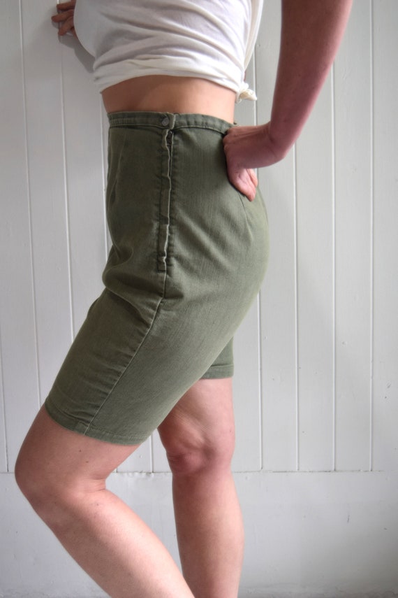 Vintage 1960's Olive Khaki Bermuda Shorts - image 3