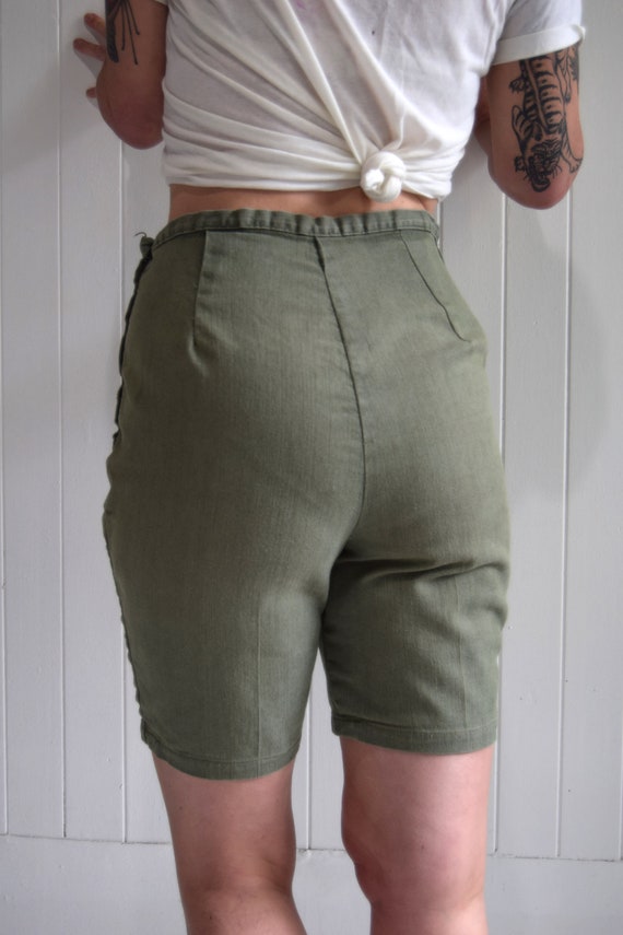 Vintage 1960's Olive Khaki Bermuda Shorts - image 4