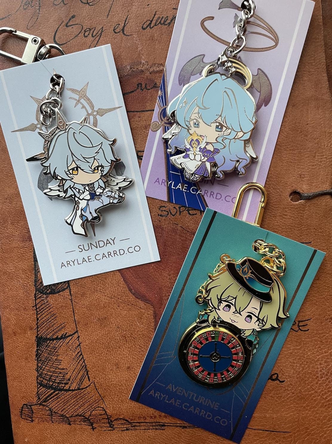 HSR: Glow-in-the-Dark/Colour Changing Fidget Enamel Charms