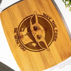 Darth Vader I Find Your Lack Of Bacon Disturbing Engraved Bamboo Wood  Cutting Board with Handle Charcuterie Cheese Star Wars Gift 9.5 x 13