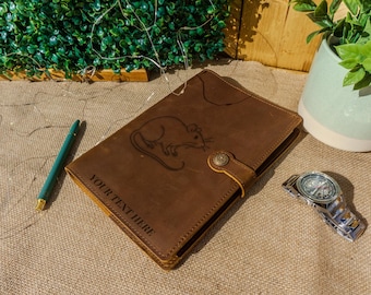 Crazy Horse Leather Journal: Hand-Stitched Rat Illustration A5 Notebook