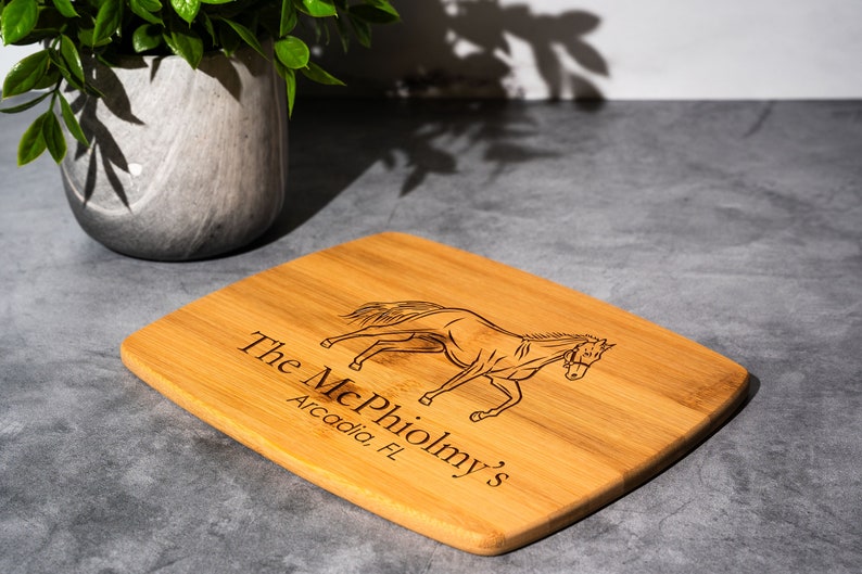 Personalized Horse Bamboo Cutting Board - Thumbnail 3