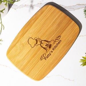 Goofy Character Engraved Cutting Board - Custom Text, Disney Kitchen, Personalized Cartoon, Fun Cooking