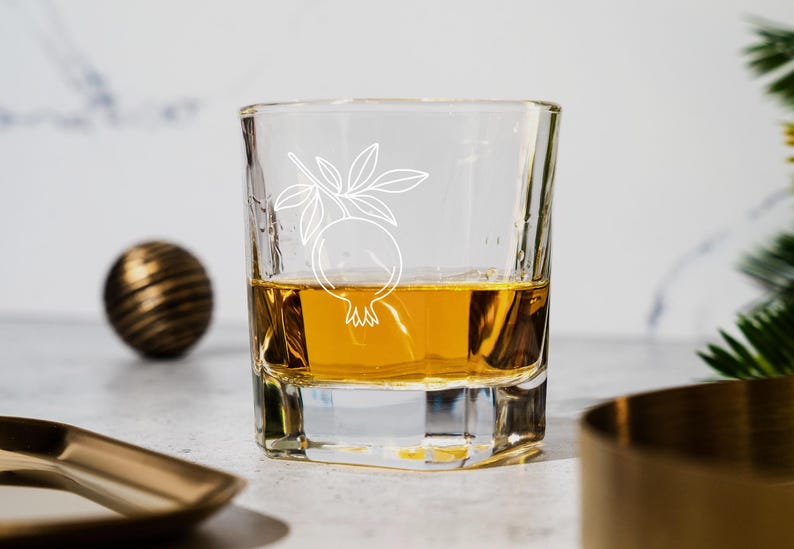 BottleShopEngraving Whiskey Glass - Thumbnail 4