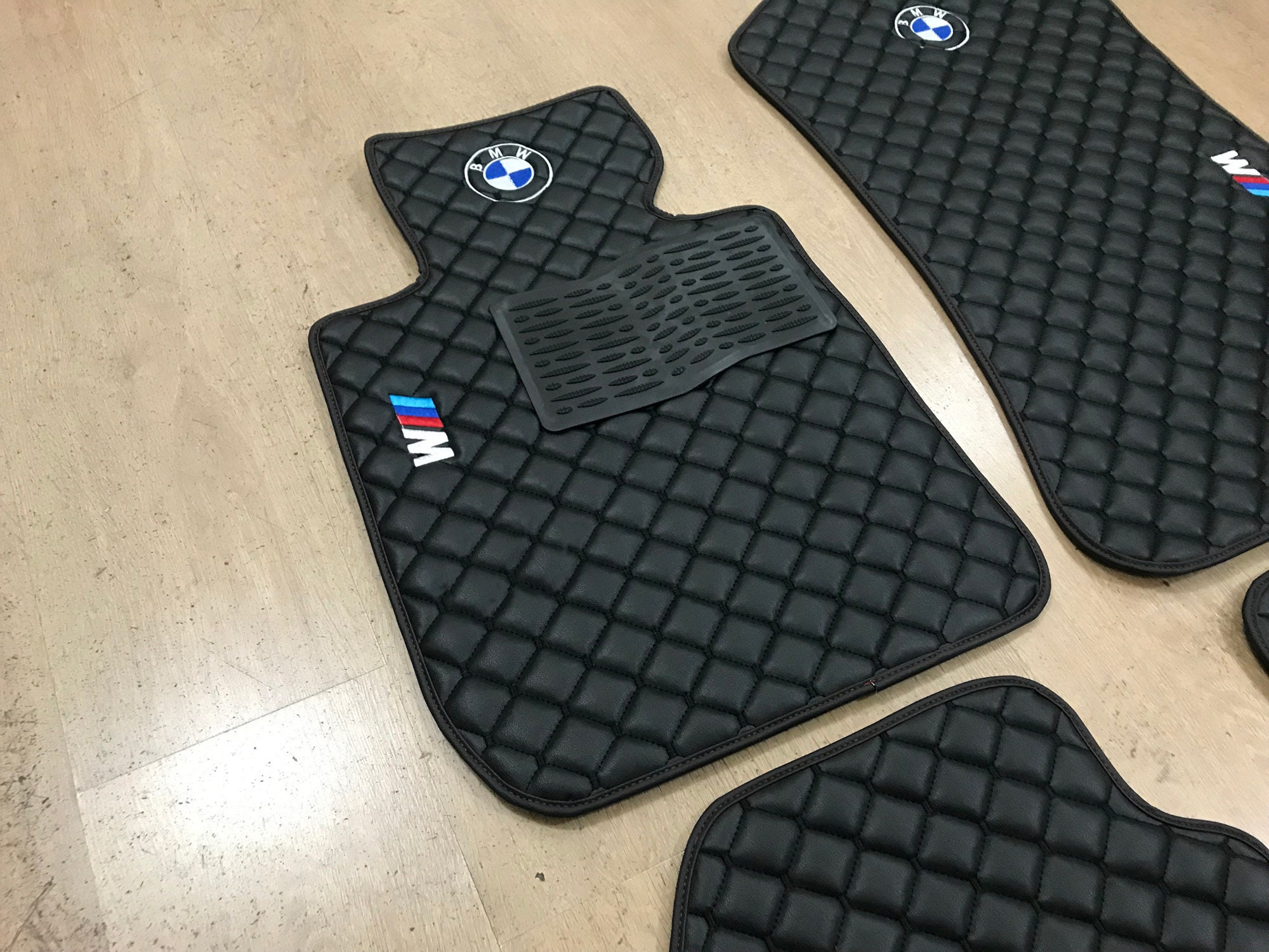 Leather Car Mats For Bmw X1 Series 20092015 E84 With Bmw///M Etsy