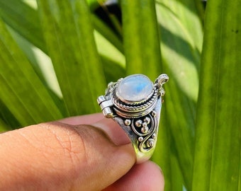 Cadeau pour la fête des mères, bague en pierre de lune naturelle, bague faite main en argent sterling plaquée en argent sterling 925, bague empoisonnée ouvrable, bague empoisonnée