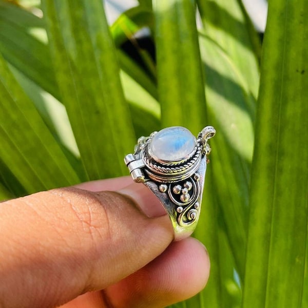 Cadeau pour la fête des mères, bague en pierre de lune naturelle, bague faite main en argent sterling plaquée en argent sterling 925, bague empoisonnée ouvrable, bague empoisonnée