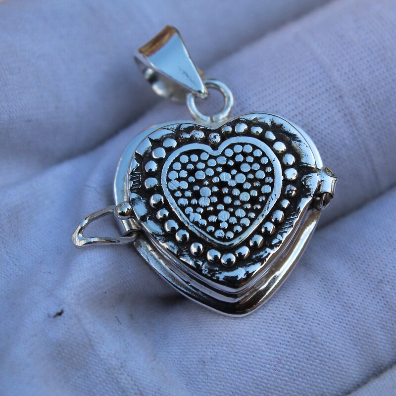 Handmade Locket - Etsy