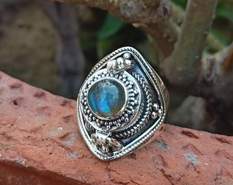 Poison Ring|Natural Blue Flashy Labradorite Gemstone Ring|Silver Plated Ring|Compartment Ring For Medicine|Mother's Day Gift For Women