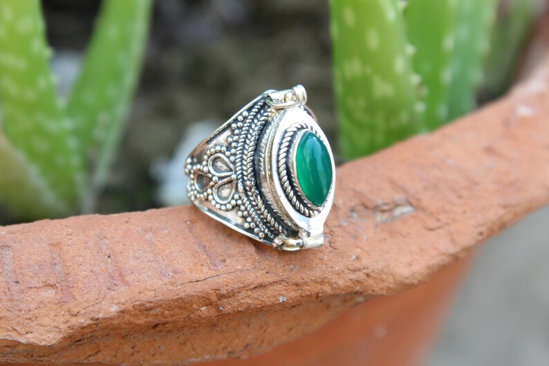 Summer Day Special Green Onyx Marquise Ring 92.5 Sterling Silver Plated Handmade Ring Handcraft Ring Poison Ring Mother gift ring image 3