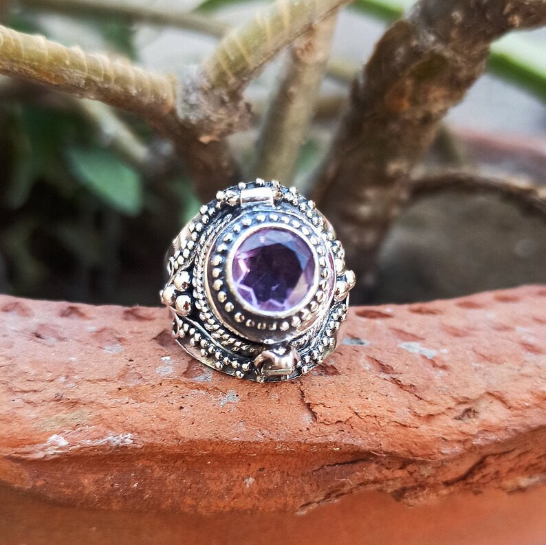 Poison ring| 925 Sterling Silver Plated| Halloween Special Gift| Natural Amethyst Stone| Compartment Ring| Poisoner ring. 