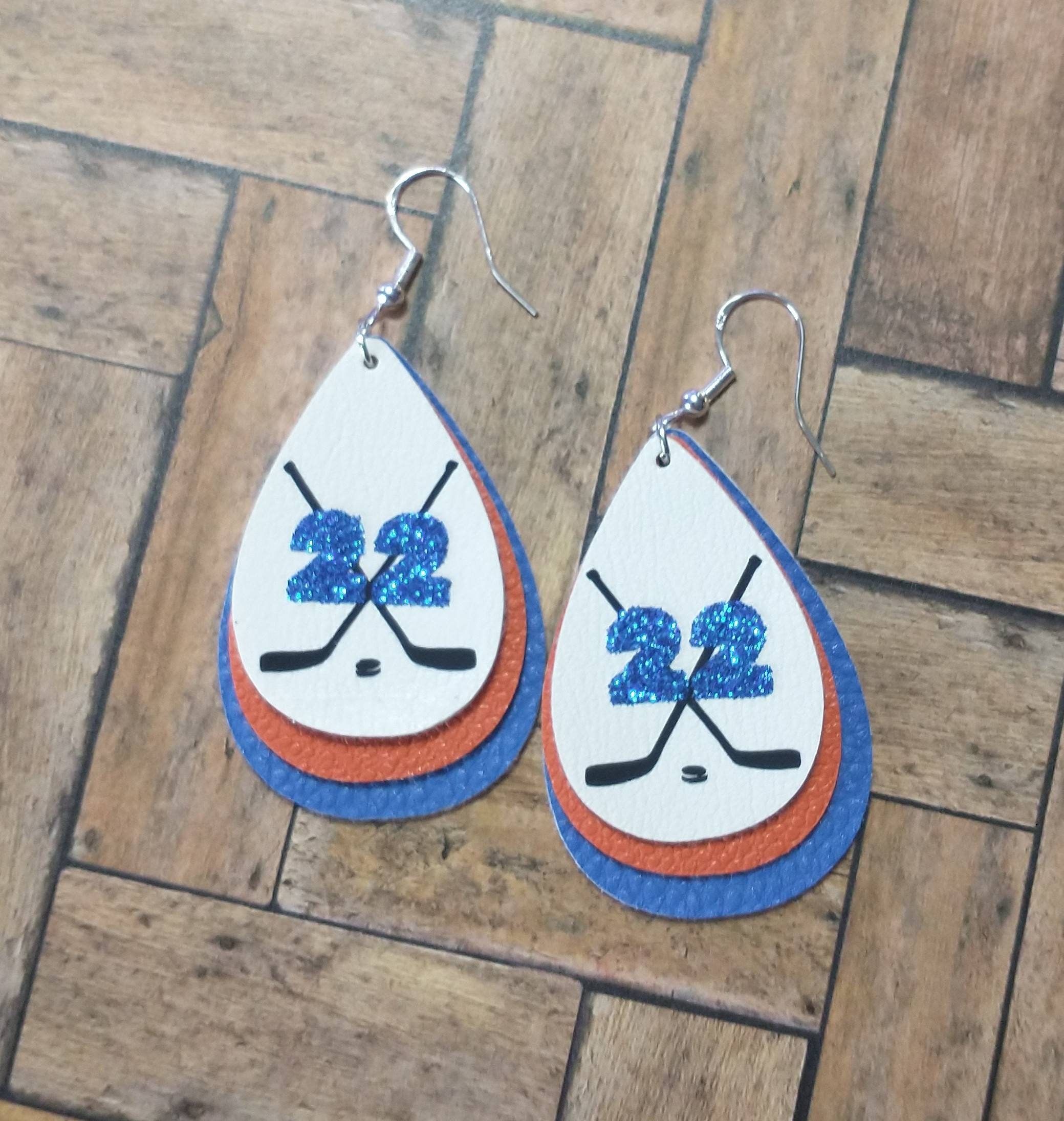 Custom hockey earrings. Faux leather and HTV Etsy