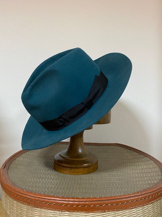 Vintage Blue Man’s Hat / 70’s / Stylish Hat /