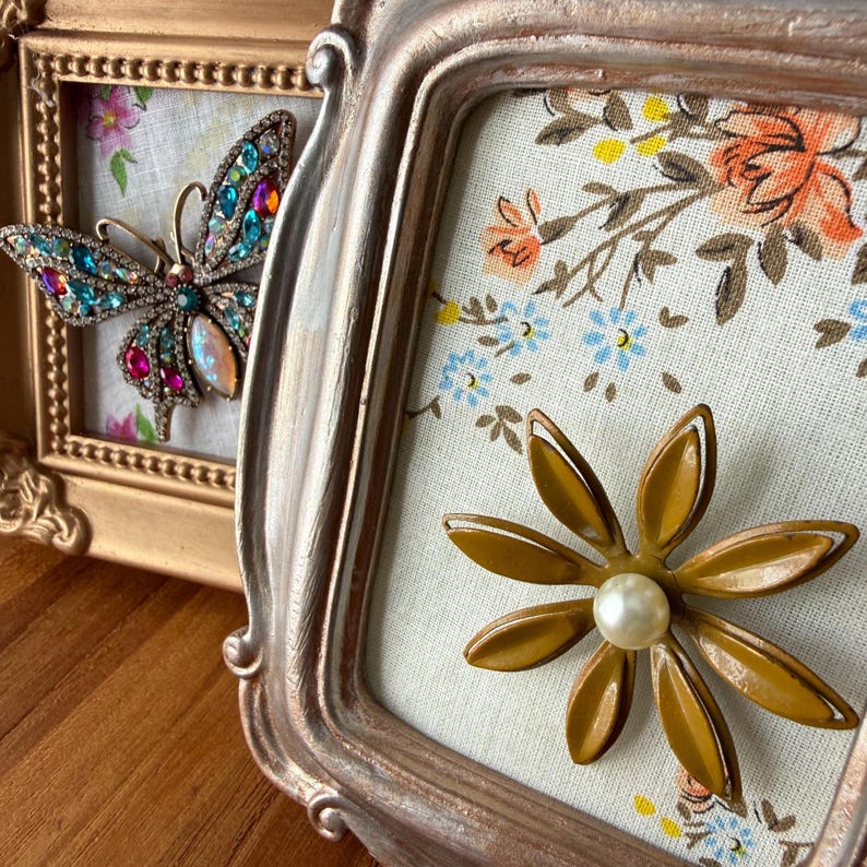 Framed Vintage Brooch, Spring, repurposed, bike, butterfly, flower, wreath, upcycled, vintage jewelry, brooches, handkerchief bild 3