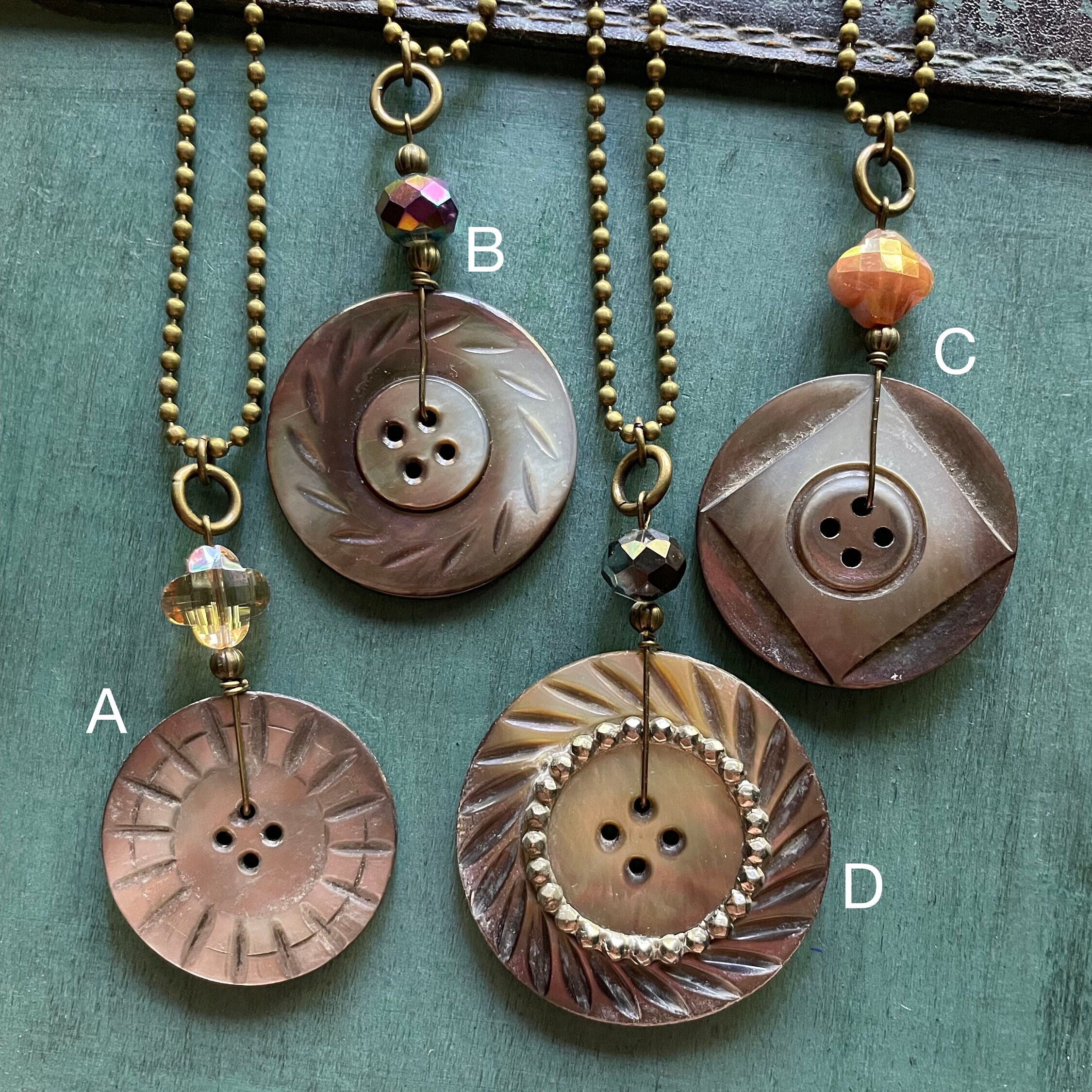 Vintage Smokey Pearl Carved Shell Button Pendants, Sewing, Antique ...