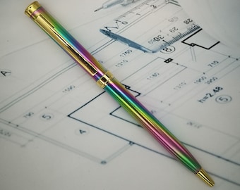 Stylo à bille aux couleurs de l'arc-en-ciel, personnalisable avec une gravure de nom - élégant, en métal de haute qualité.