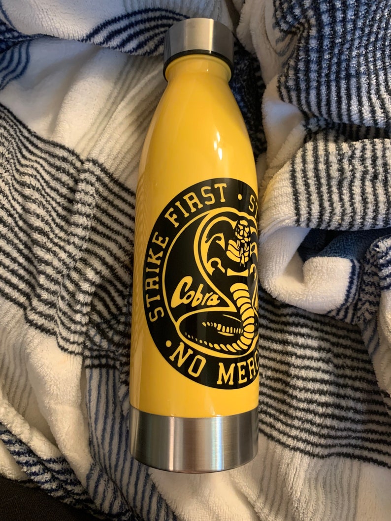 Gourde Métal Cobra Kai 515ml - Style Série TV - Bouteille Réutilisable