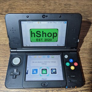 New Nintendo 3ds All Black Console W/ Replaceable Plates