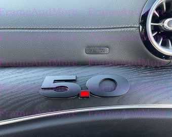 1 x 3D Raised 5.0 (Negro) Metal hecho en el tablero, Insignia del emblema de la consola central Logotipo exterior interior para Mustang