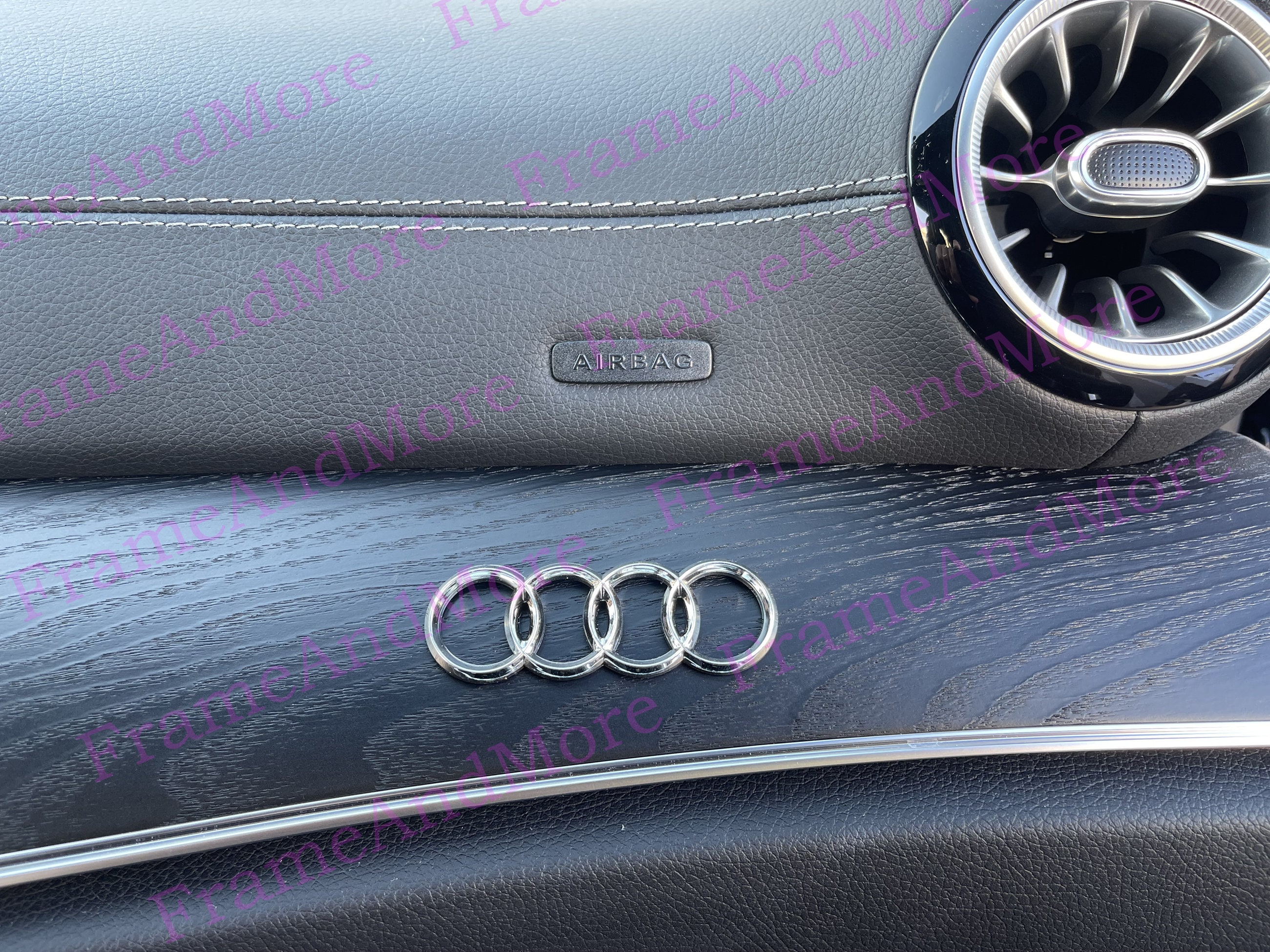  3D Badge Decal Sticker, Love Heart Logo Rear Trunk Emblem, Car  Replacement 3D Sticker, Car Exterior Emblems Badge 3D Sticker Decal Fit for  Audi A3 A4 A5 A6 A8 TT R8