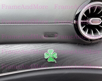 1 x 3D Raised Green Clover Leaf Metal Made Dashboard, Center Console Emblem Badge Interior Exterior Logo Quadrifoglio Giulia Stelvio