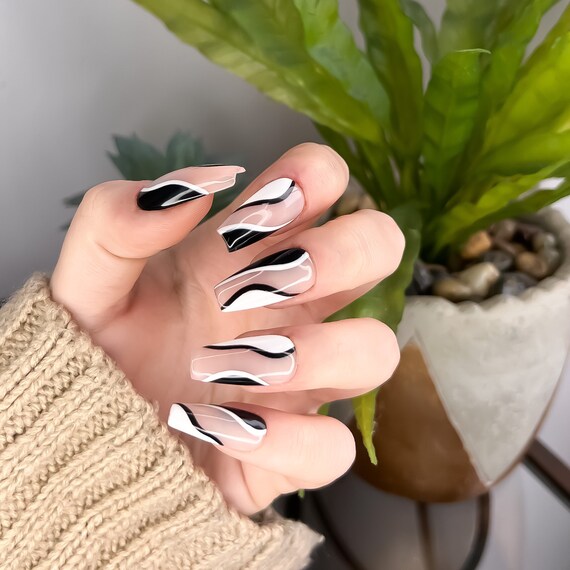 White Nails With Black Squiggly Lines Worldwide Shipping