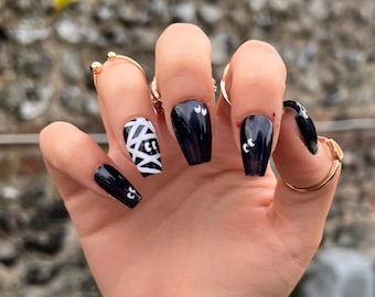 Halloween Party Black Mummy Ghost Press On Nails || spooky Halloween stick on nail kit with glue, party nails