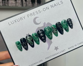 UV Glitter Green & Black Snake Pattern Press On Nails || luxury nails, witch nails, goth nails, punk nails, alternative nails, snake nails