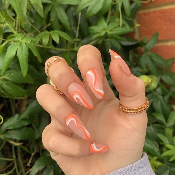 White and Orange Swirl Press On Nails // glue on nails, fake nails, summer nail kit with glue, coffin nail set, orange press on nail