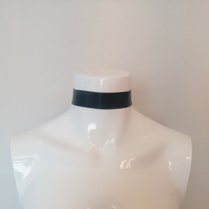 Latex-Halsband