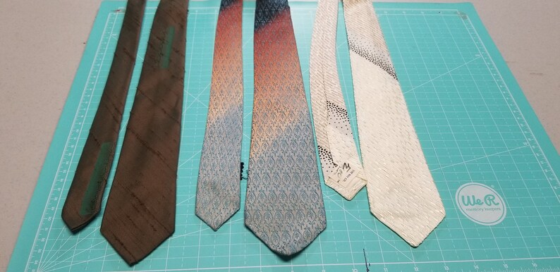 skinny textured