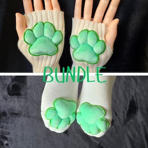 Paw Pad Socks and Gloves Bundle White with Green Plush Paws