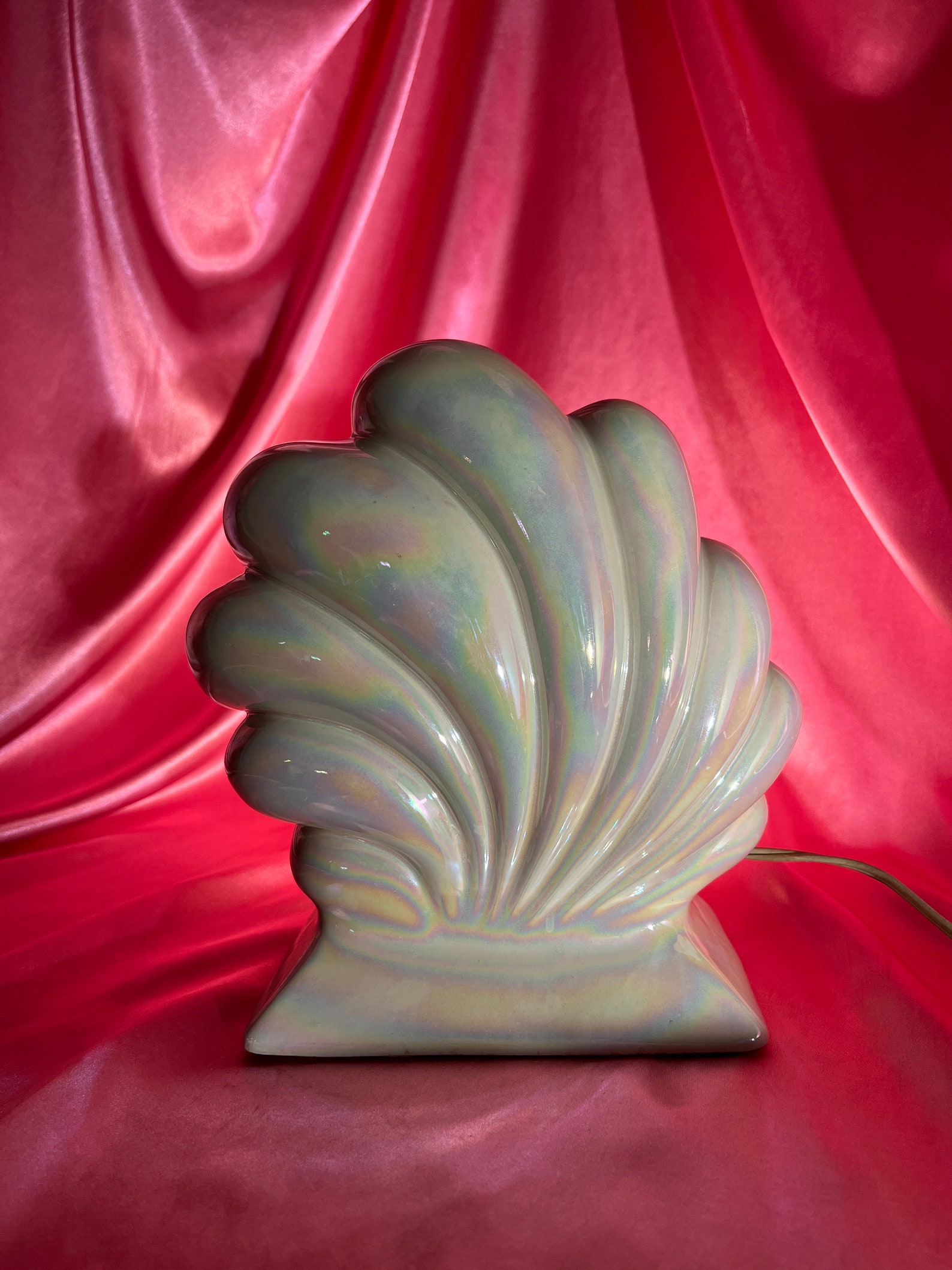 Iridescent Art Deco Shell TV Lamp Vintage TV Lamp Shell Lamp Etsy