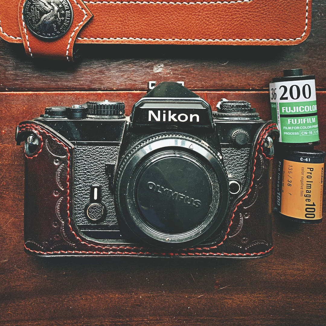 Camera Case | Nikon FE 1-2, Nikon FM 1-2-2n Leather