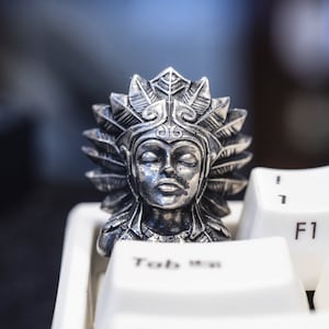 MiniDiary| Custom Handmade Queen Nami Premium Solid Sterling Silver  Keycap for Mechanical Gaming Keyboard