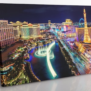 Las Vegas Nevada City Skyline Canvas Wall Art, Framed La Vegas Print Home Decor Wall Art, Aesthetic Room Decor Wall Decor Print.