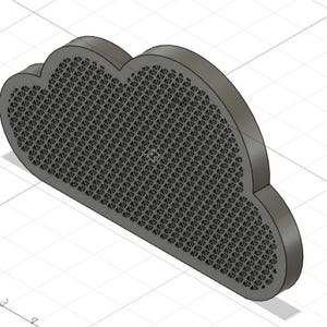 Op de afbeelding: Een driedimensionaal wolkvormig object met een donkergrijze buitenrand en een complex, herhalend driehoekig roosterpatroon dat het binnenoppervlak vult. Het object is weergegeven tegen een lichte rasterachtergrond met zichtbare asmarkeringen.
