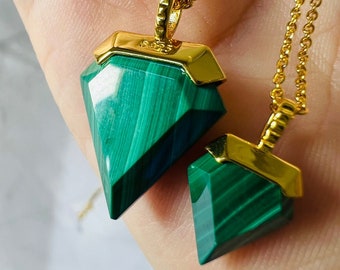 Minimalist Malachite Stone Necklace Nature Stone Stylish Necklace Unique Gift S925 Golden Statement Chain Teacher Mother Aniversary Gifts