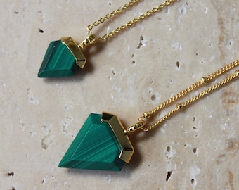 Minimalist Malachite Stone Necklace Nature Stone Stylish Necklace Unique Gift S925 Golden Statement Chain Teacher Mother Aniversary Gifts