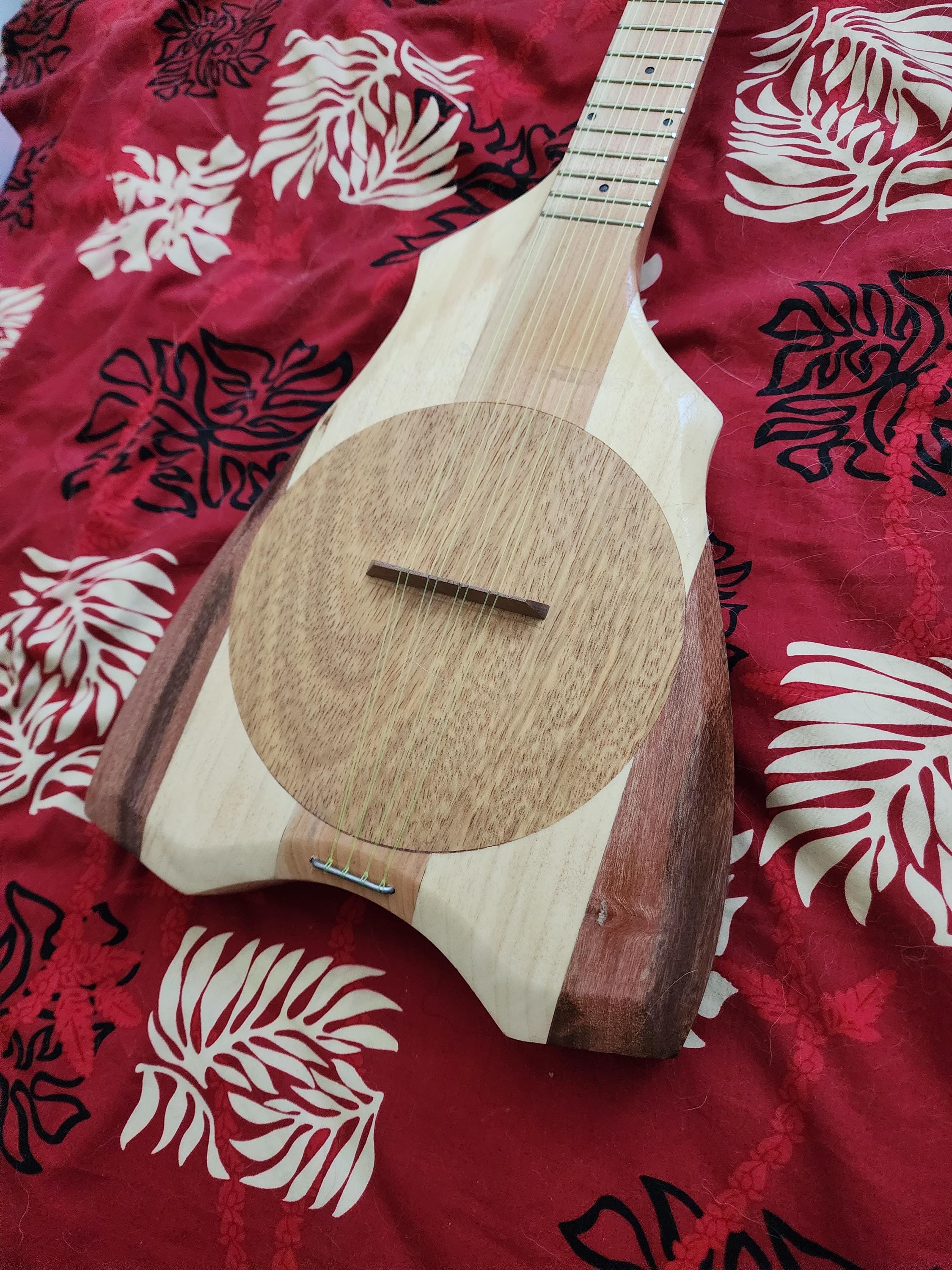Tahitian ukulele - Etsy 日本