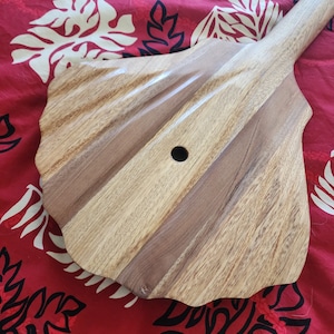 Tahitian Ukulele PUShell Shaped 6 string. image 4