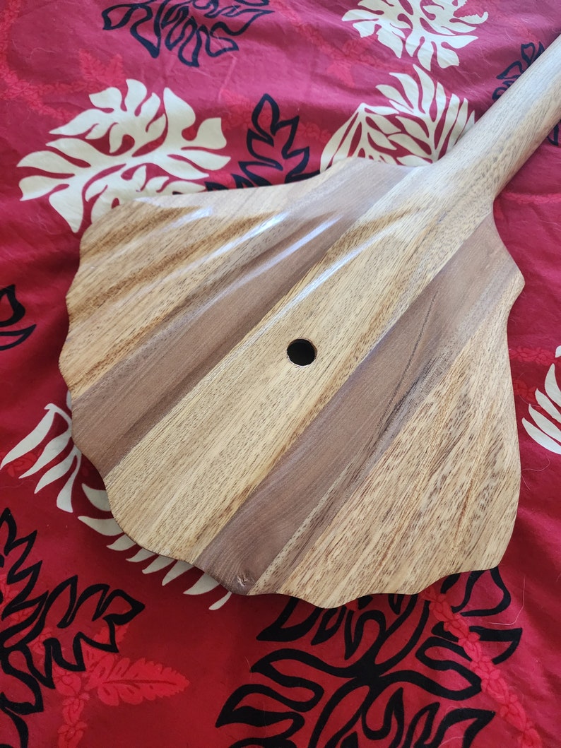 Tahitian Ukulele PUShell Shaped 6 string. image 4