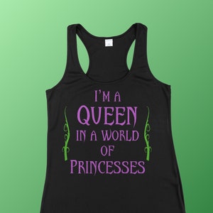 Queen Running | Mom Running Tank | Mom Villain Gift | Evil Queen Shirt | I'm a Queen - Women's Moisture Wicking Racerback Tank bild 6