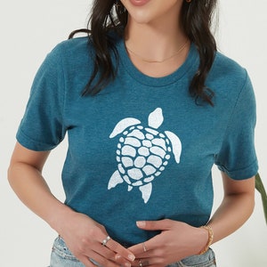 Turtle Shirt, Love Turtle Shirt, Sea Turtle Shirt, Beach Life Shirts, Turtle Shirt, Save the Turtles Tee, Adventure Shirt, Cue Turtle Tee