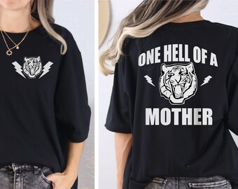 T-shirt One Hell of A Mother - T-shirt Mom Life - Camicie Cool Mom - Camicia mamma retrò - Regalo per la festa della mamma - T-shirt maternità