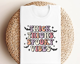 Chemise Halloween Spooky Vibes cuisses épaisses, T-shirt cuisses épaisses, T-shirt Spooky Vibes, Chemise saison effrayante, Cadeau d'Halloween, T-shirt Halloween rétro