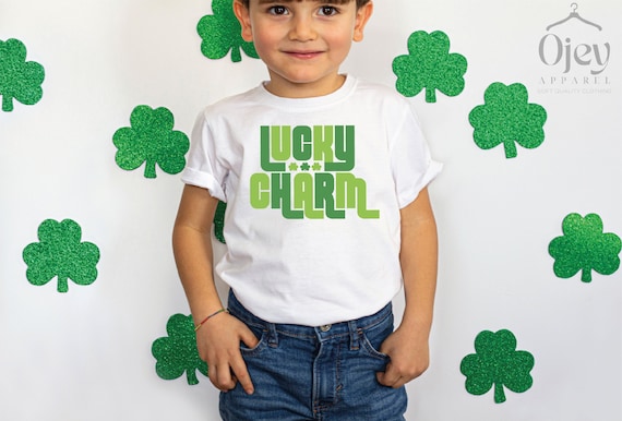 Football Gift Boys 6 - 12 St Patrick's Day Shamrock Flower T-Shirt Football Gift Boys 6 - 12 St Patrick's Day Shamrock Flower T-Shirt