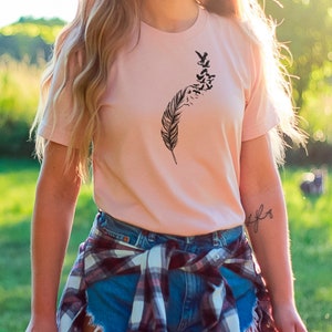 Shirt veren vogels, T-shirt veren, T-shirt vogels, grafisch T-shirt, T-shirt vogel, natuurshirt, shirt vogelliefhebber, shirt vogel cadeau, shirt vogel cadeau, shirt vogel cadeau afbeelding 5